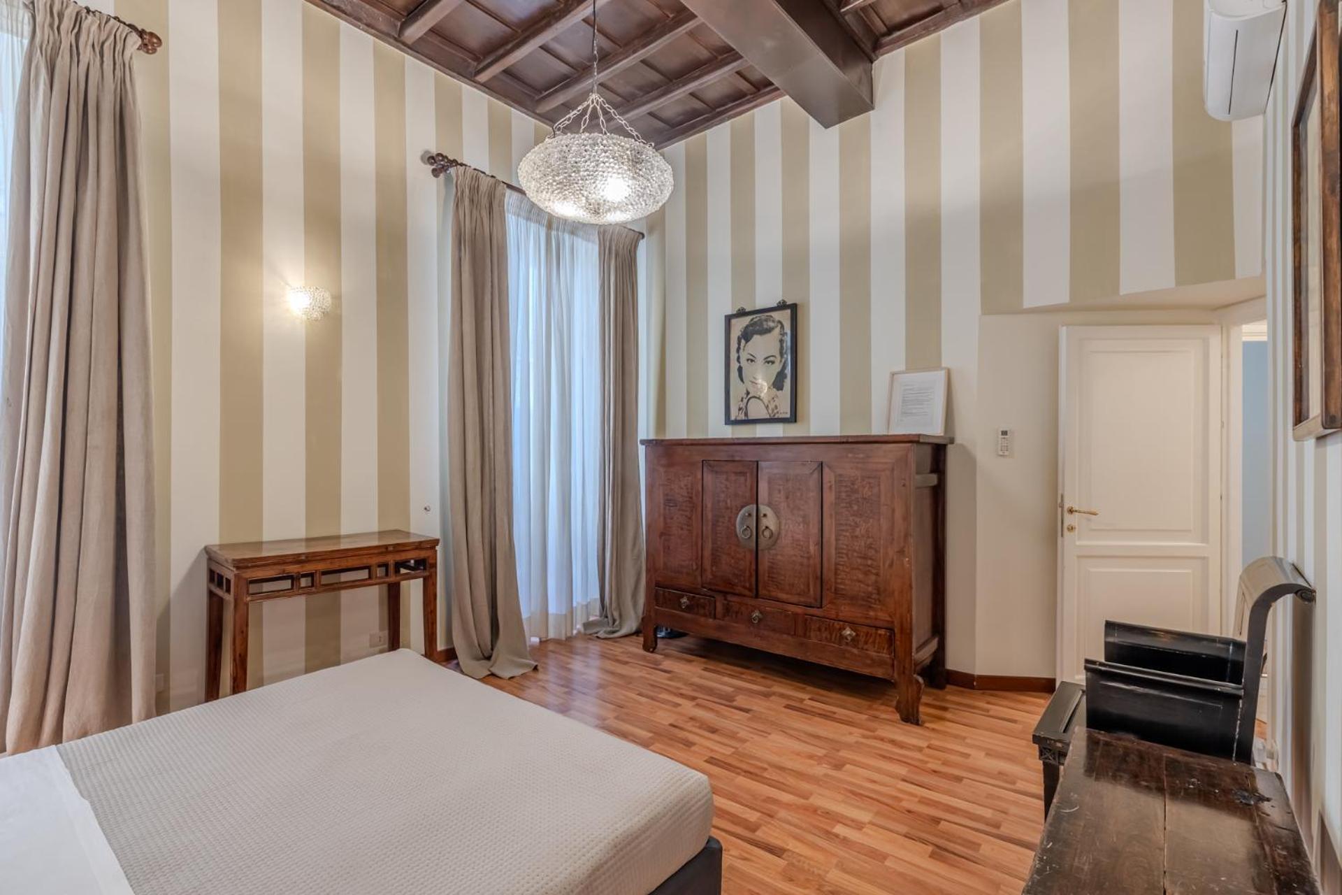 Apartment Trevi Vicolo Scanderbeg *